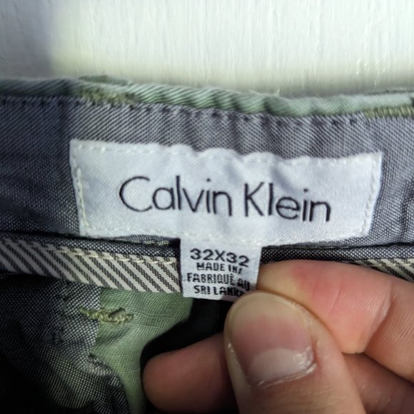 Calvin Klein Green Chinos - 32x32 - Picture 5 of 10